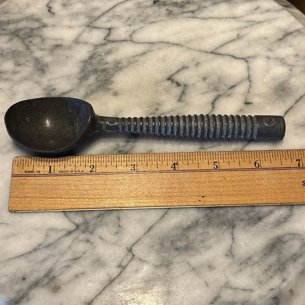 VTG 50s MCM Aluminum Ice Cream Scoop Ribbed 7